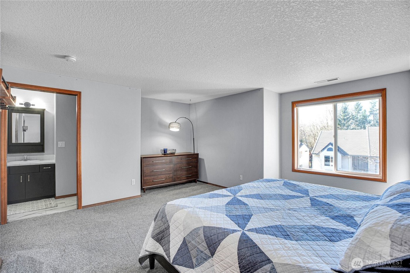 2217 NE 179th Street #F11, Ridgefield, WA 98642