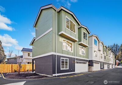 19505 Damson Road #B1, Lynnwood, WA 98036