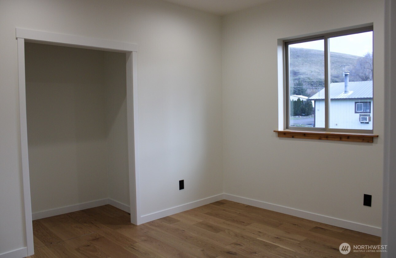 124 Murphy Street , Waitsburg, WA 99321