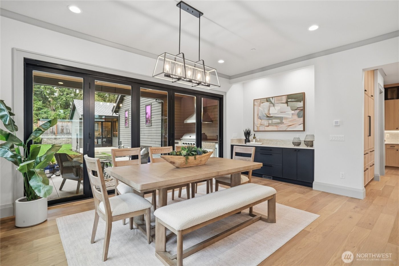 10648 SE 16th Street , Bellevue, WA 98004