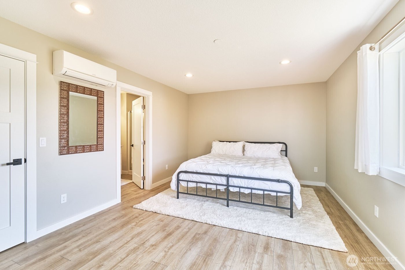 31810 I Street , Ocean Park, WA 98640