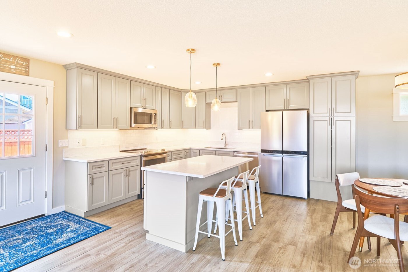 31810 I Street , Ocean Park, WA 98640