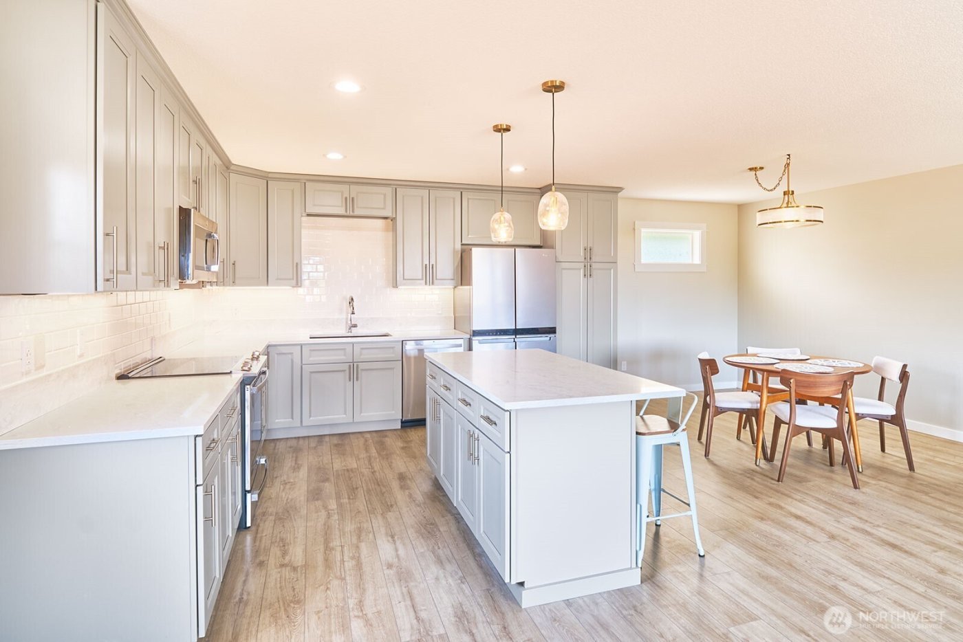 31810 I Street , Ocean Park, WA 98640