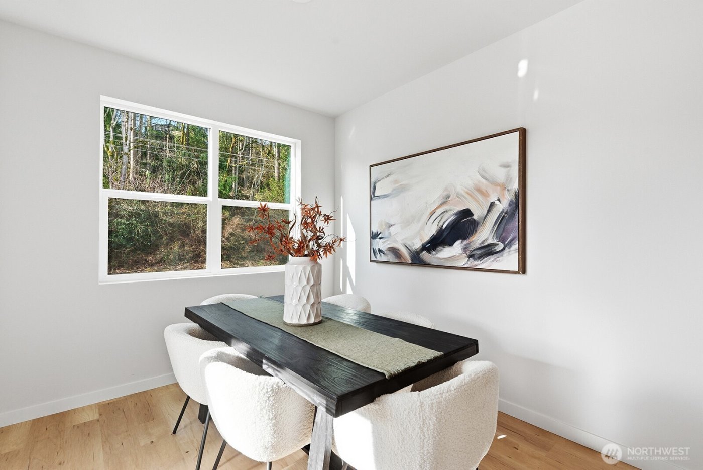 706 Newport Way NW, Issaquah, WA 98027