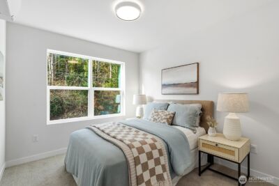 706 Newport Way NW, Issaquah, WA 98027 - Photo 23