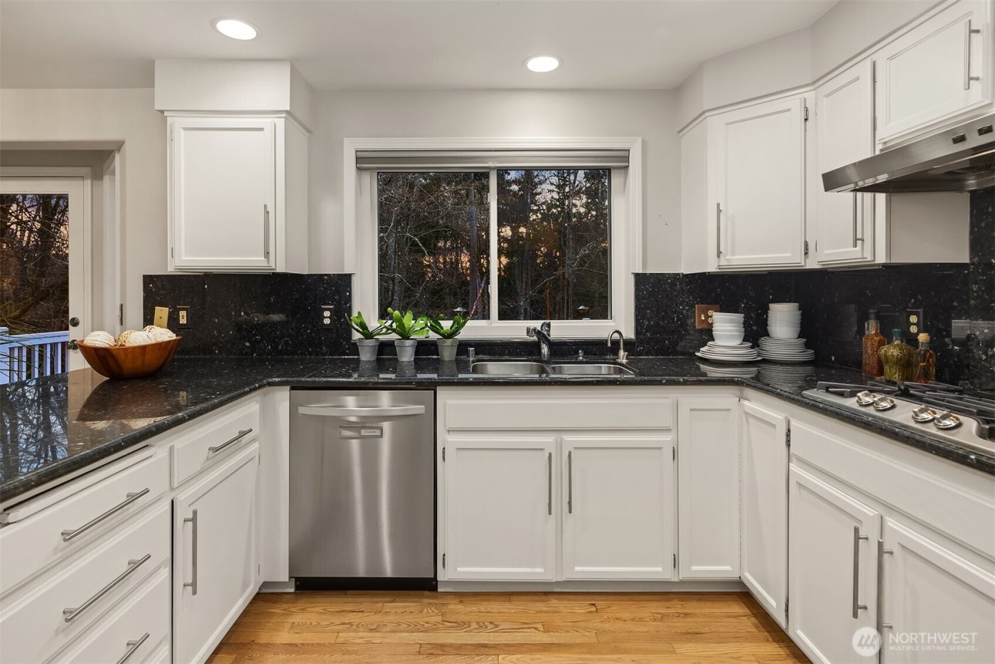 10834 53rd Place W, Mukilteo, WA 98275