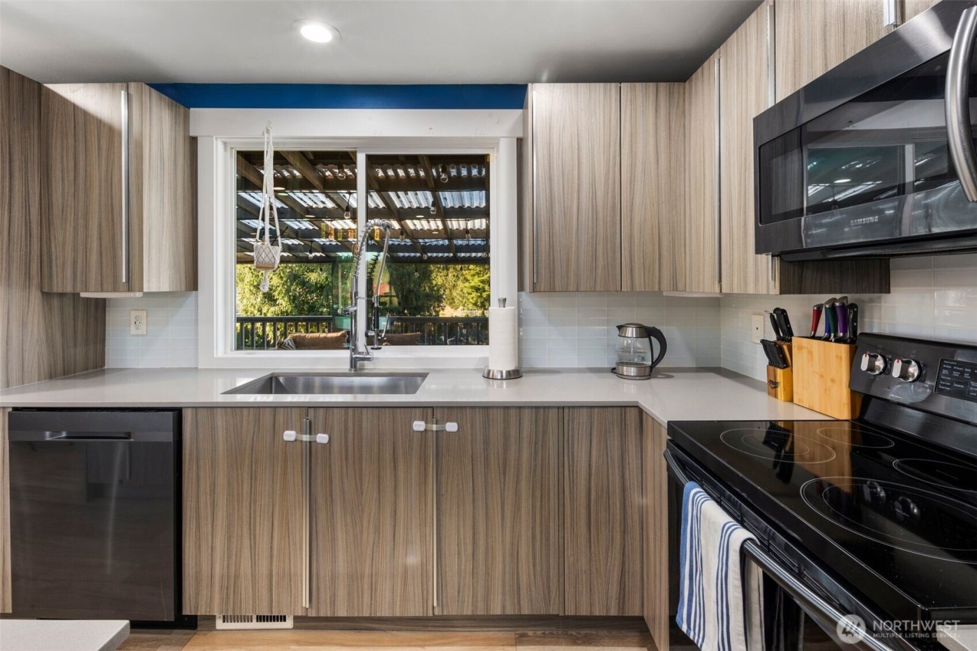 12702 214th Avenue Ct E, Bonney Lake, WA 98391