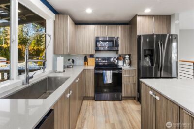 12702 214th Avenue Ct E, Bonney Lake, WA 98391 - Photo 17