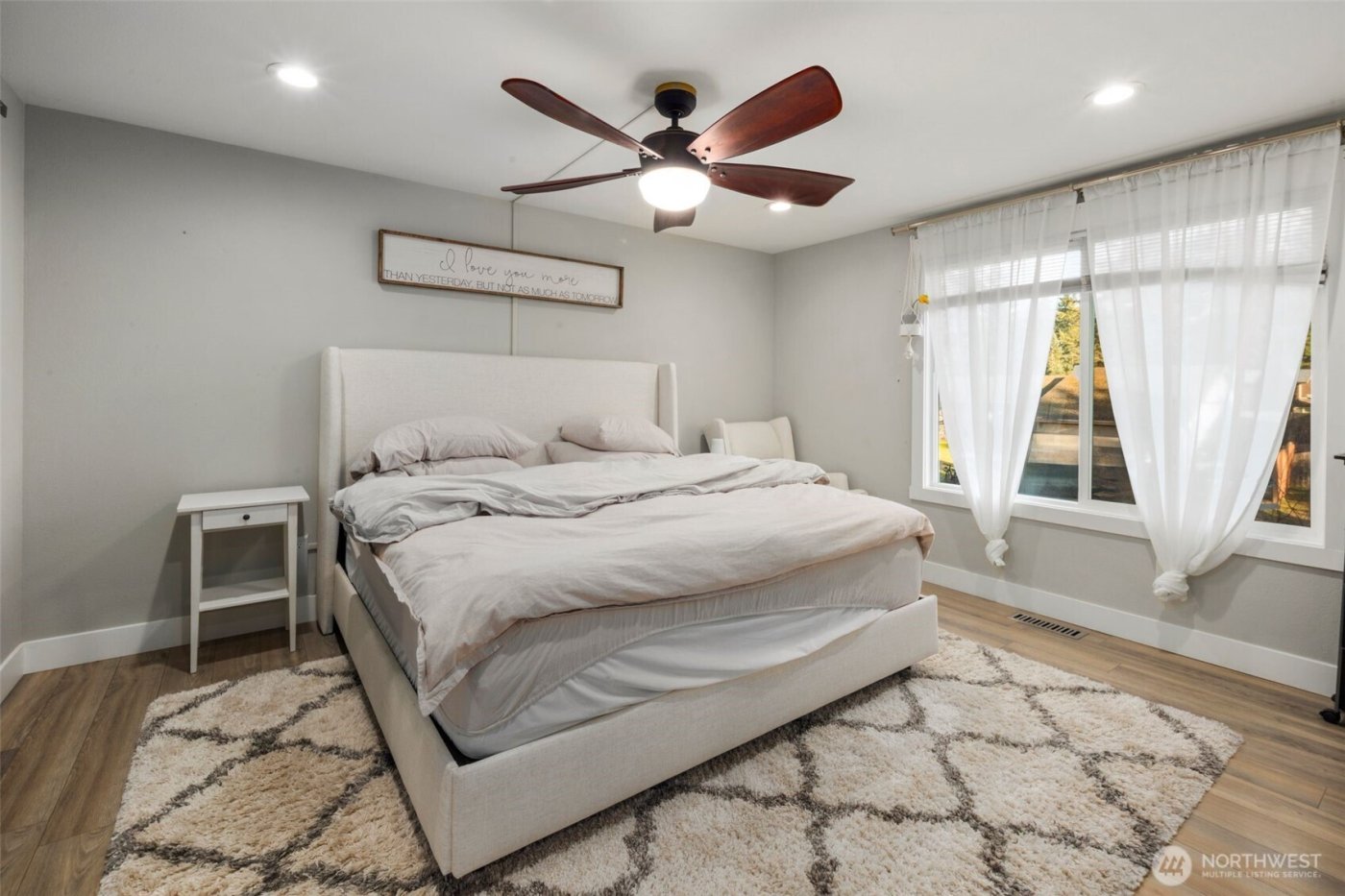 12702 214th Avenue Ct E, Bonney Lake, WA 98391