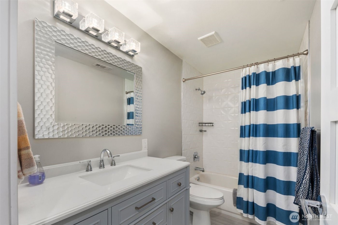 12702 214th Avenue Ct E, Bonney Lake, WA 98391