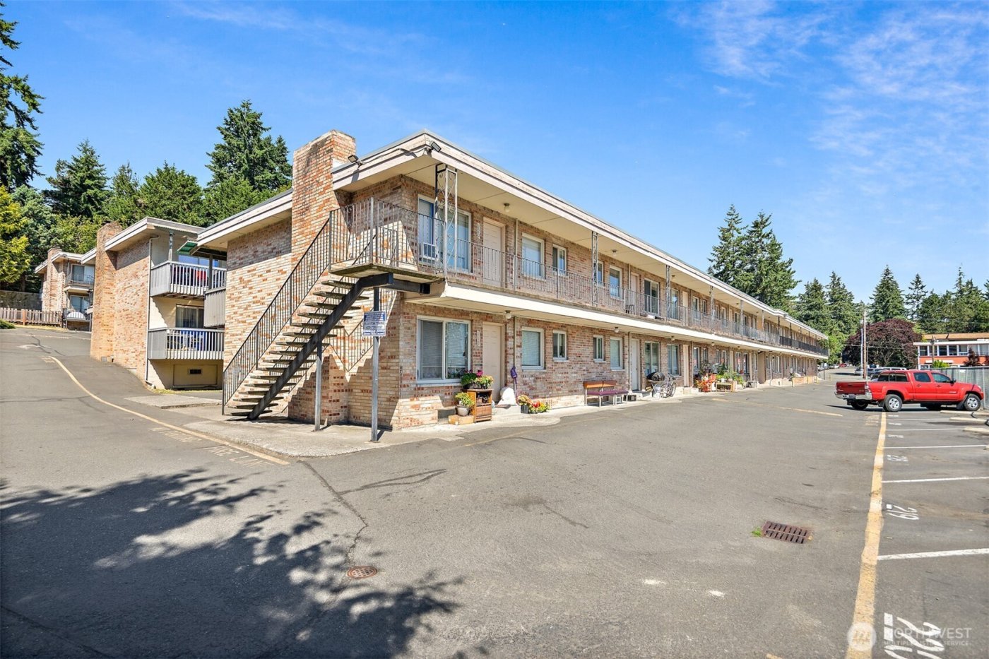 6630 202nd Street SW, Lynnwood, WA 98036