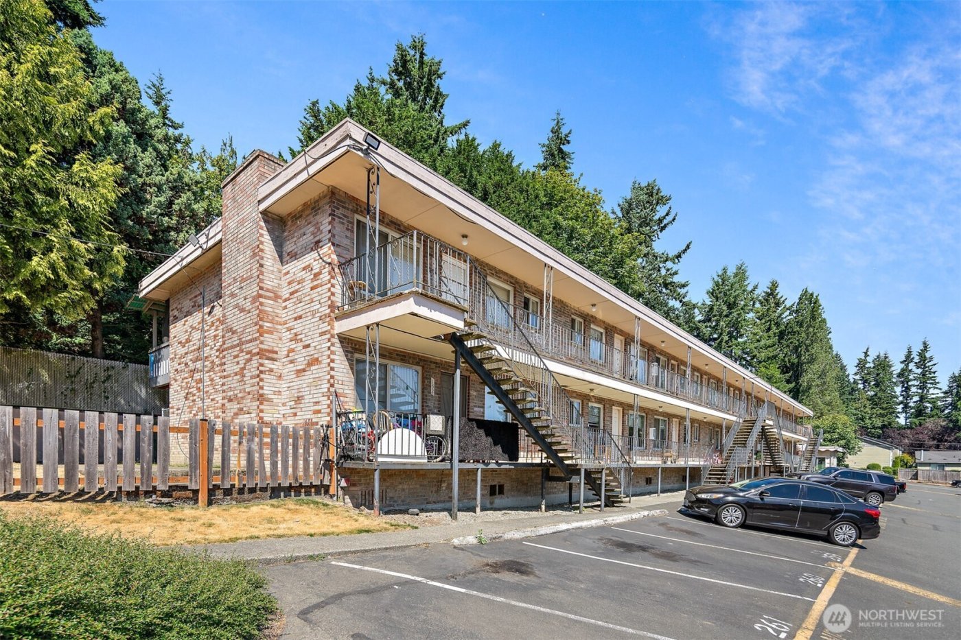 6630 202nd Street SW, Lynnwood, WA 98036