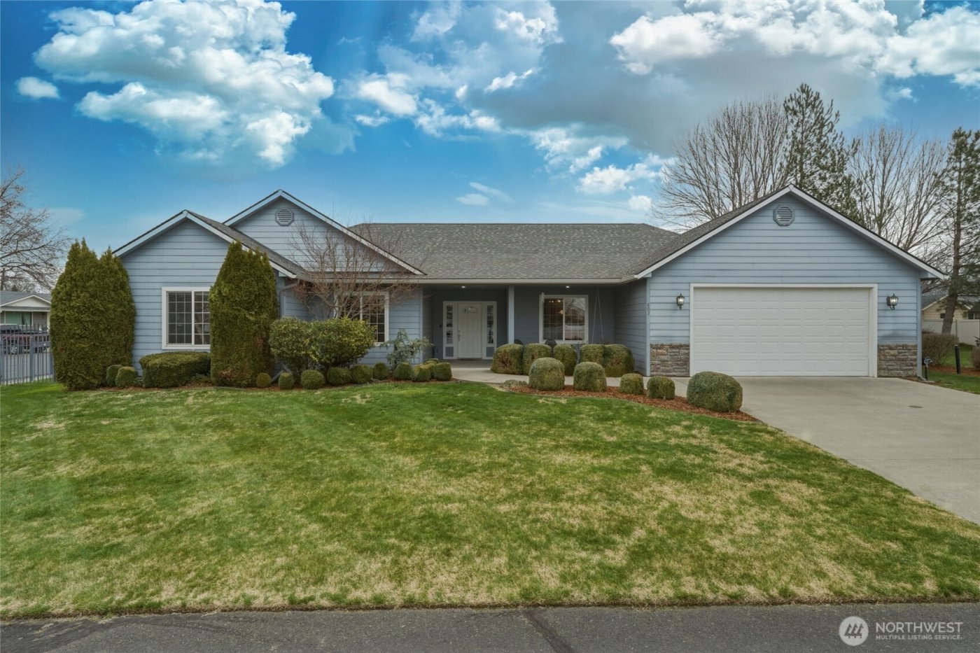 803 SE Vintage Way , College Place, WA 99324