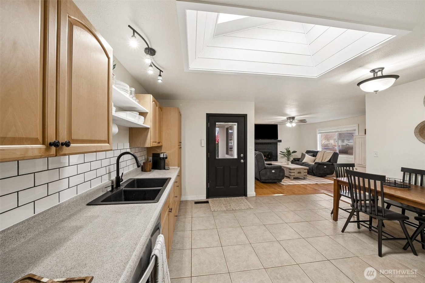 141 Rainier Street S, Buckley, WA 98321