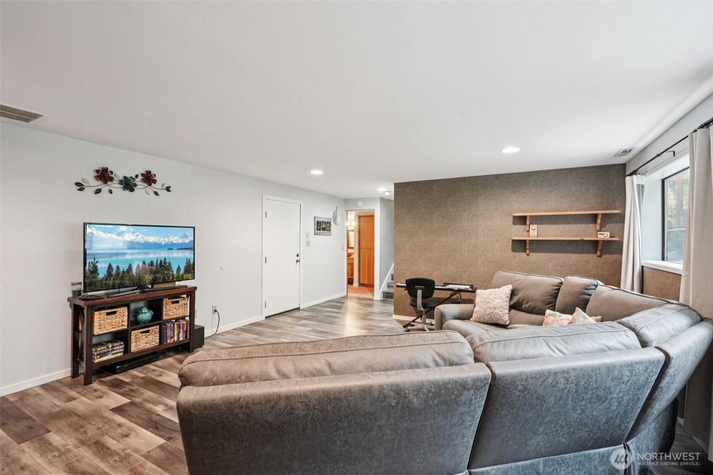 100 Inglewood Park , Longview, WA 98632