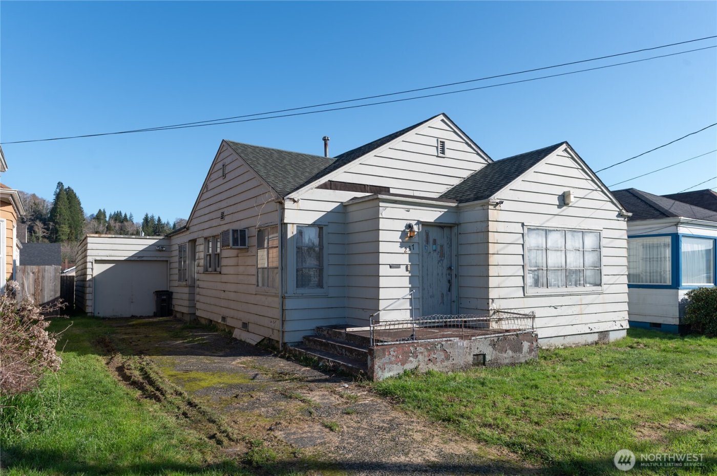 237 Emerson Avenue , Hoquiam, WA 98550