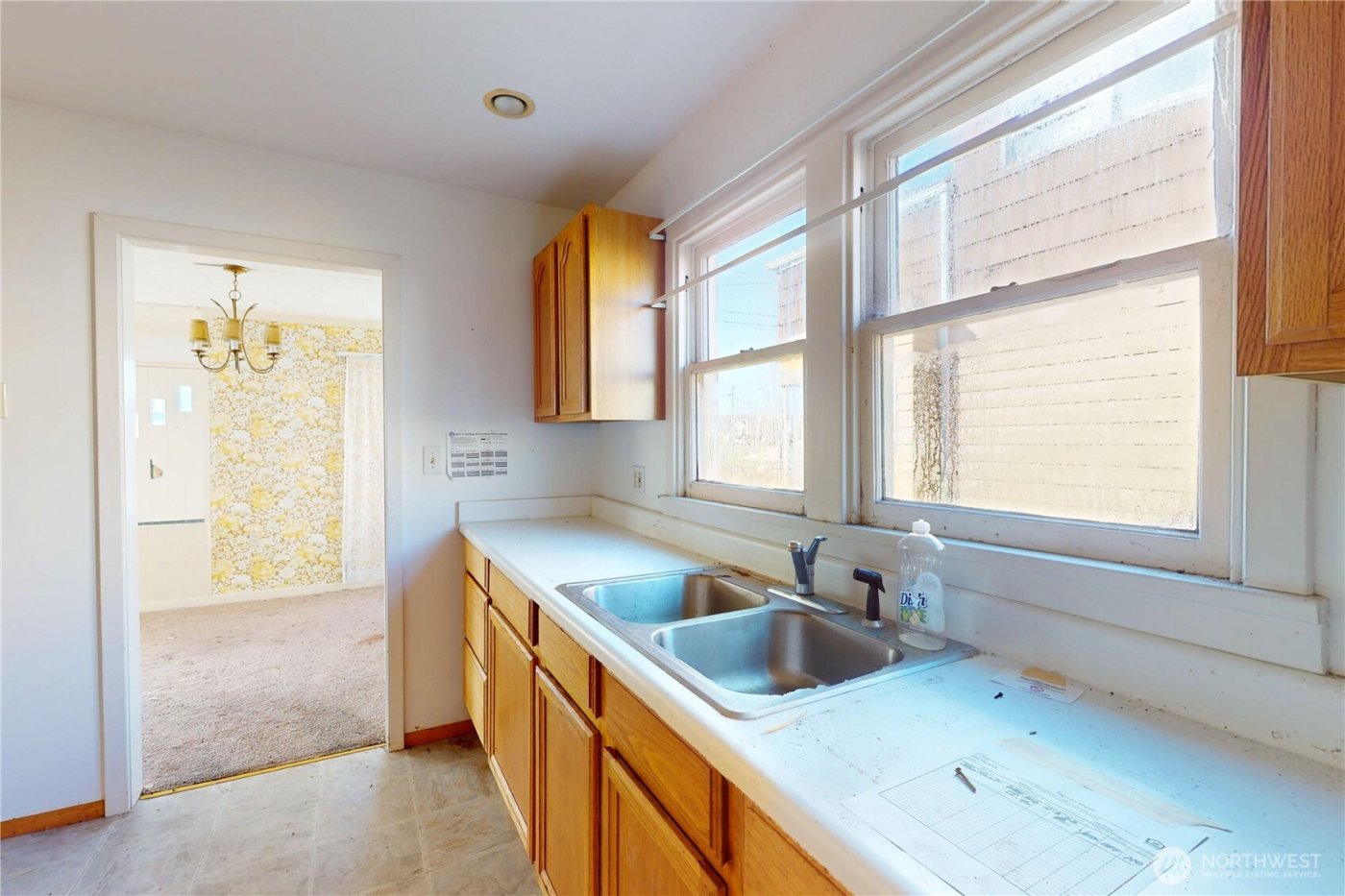 237 Emerson Avenue , Hoquiam, WA 98550