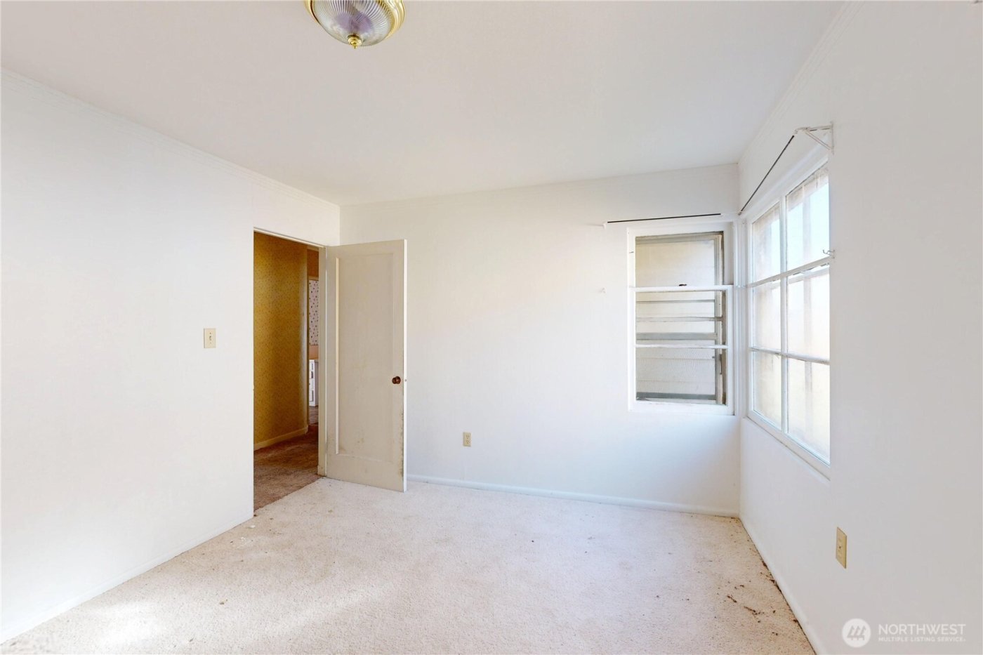 237 Emerson Avenue , Hoquiam, WA 98550