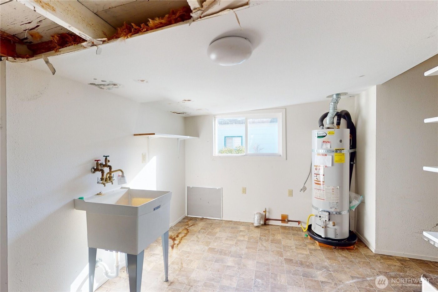 237 Emerson Avenue , Hoquiam, WA 98550