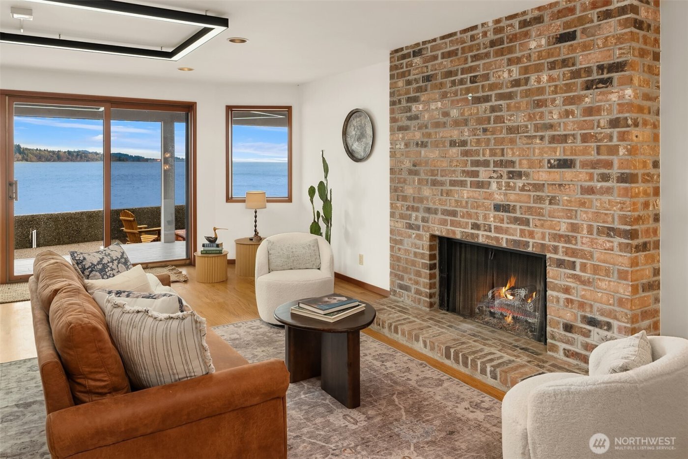 10885 Point Vashon Drive SW, Vashon, WA 98070