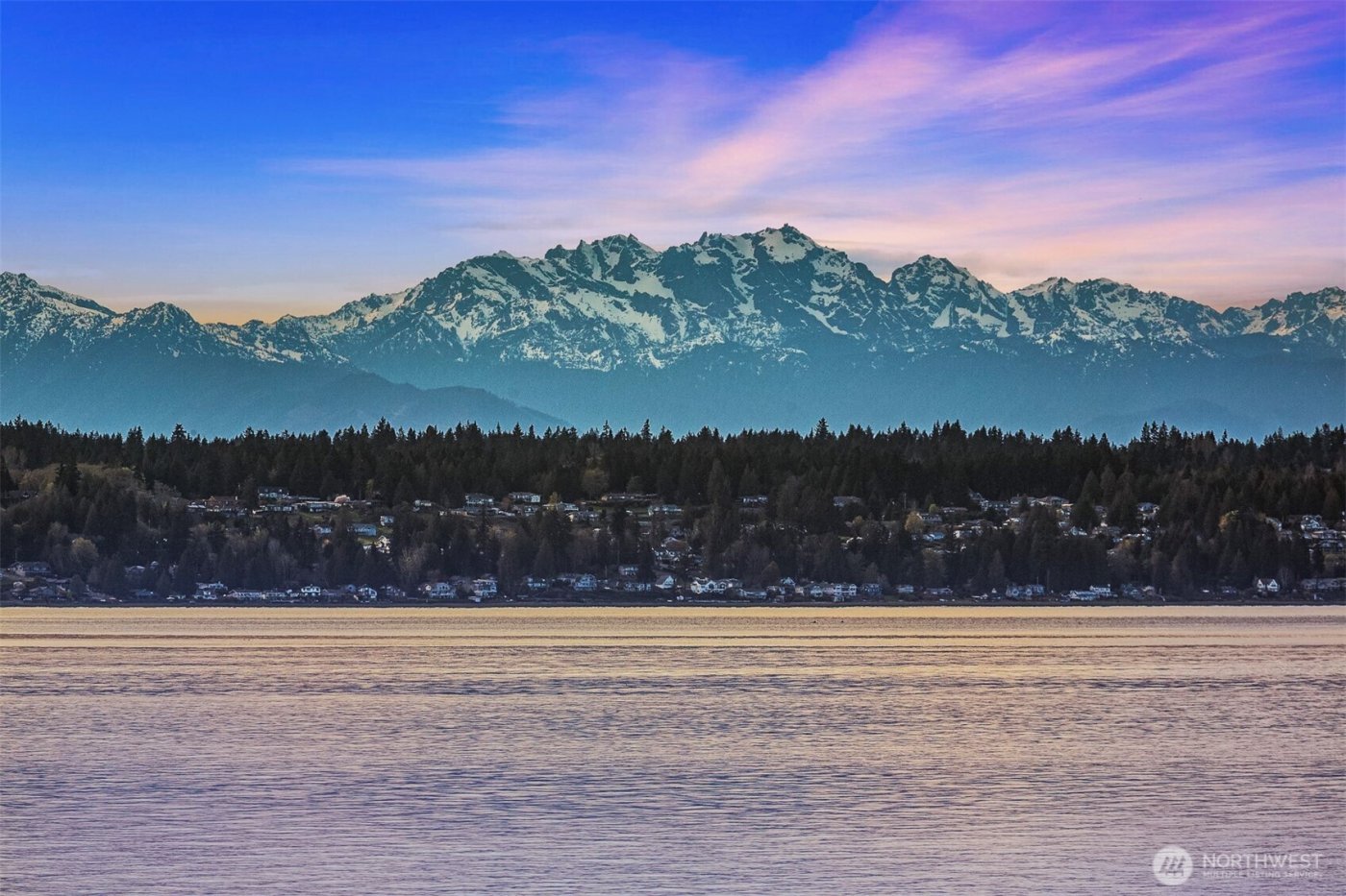 10885 Point Vashon Drive SW, Vashon, WA 98070