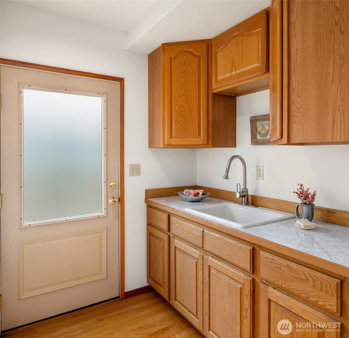 10885 Point Vashon Drive SW, Vashon, WA 98070