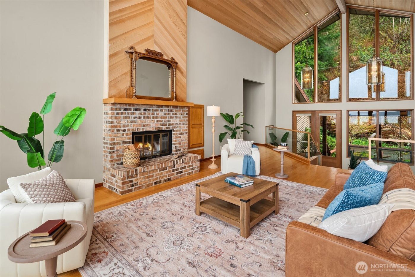 10885 Point Vashon Drive SW, Vashon, WA 98070