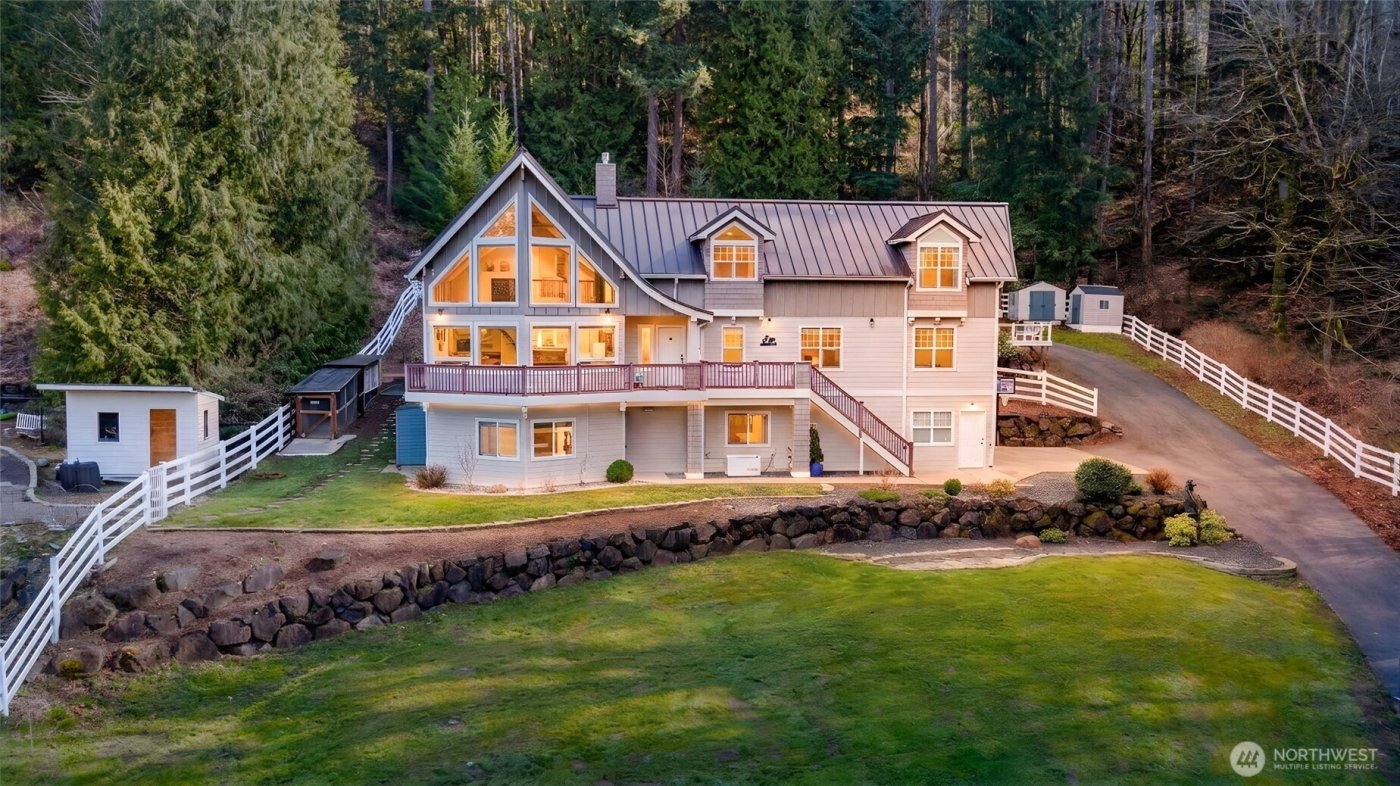 9330 240th Avenue SE, Issaquah, WA 98027