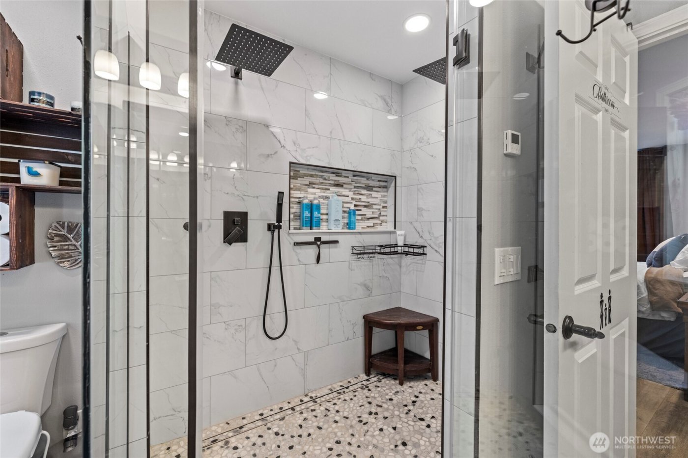 9330 240th Avenue SE, Issaquah, WA 98027