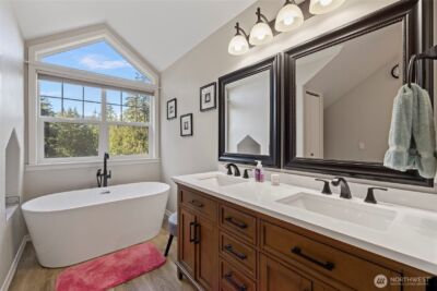 9330 240th Avenue SE, Issaquah, WA 98027 - Photo 15