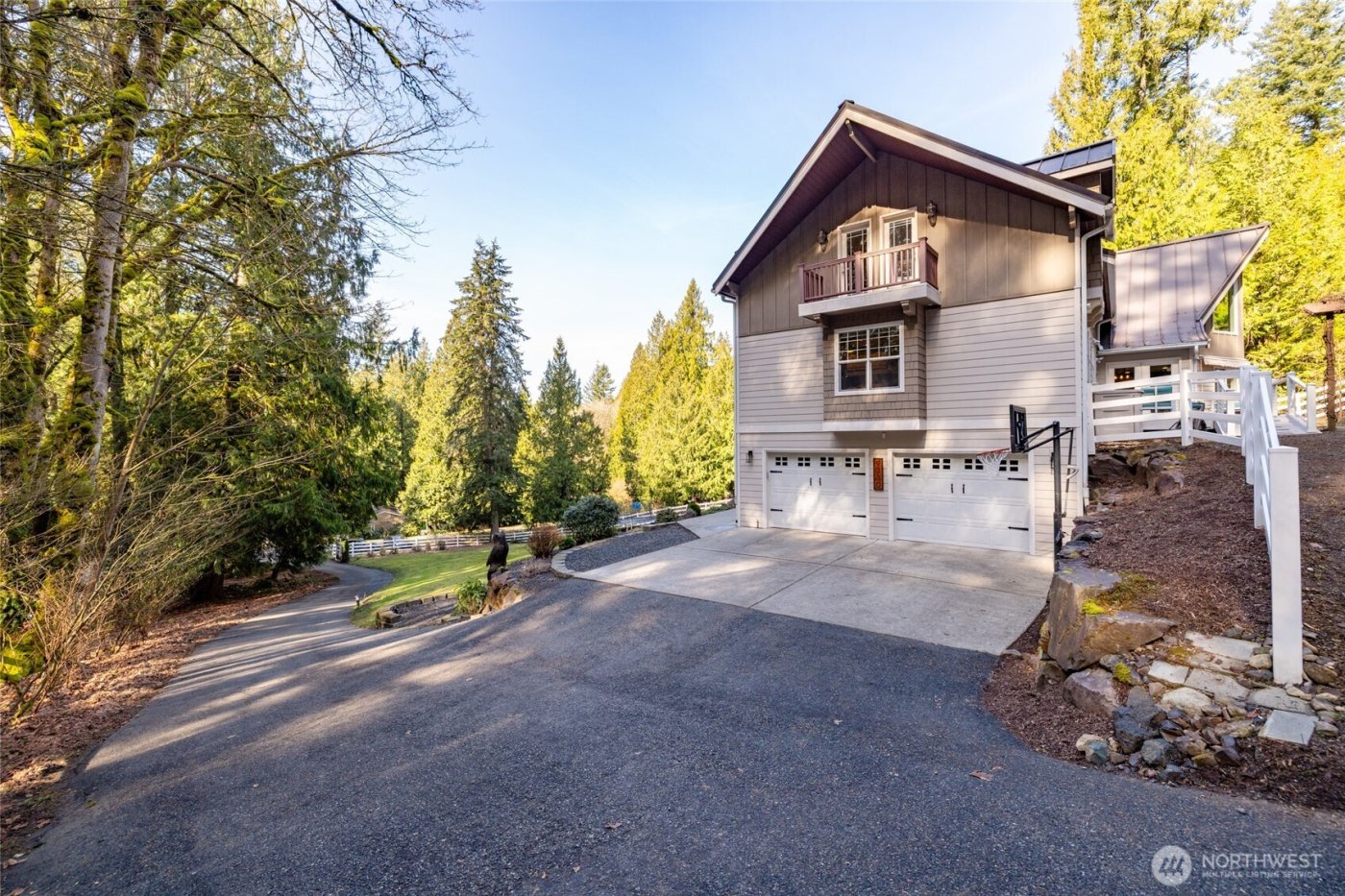 9330 240th Avenue SE, Issaquah, WA 98027