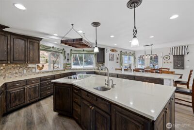 9330 240th Avenue SE, Issaquah, WA 98027 - Photo 6