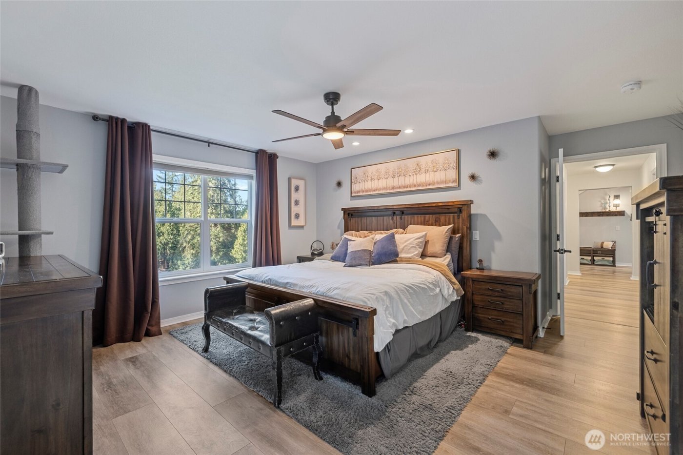 9330 240th Avenue SE, Issaquah, WA 98027