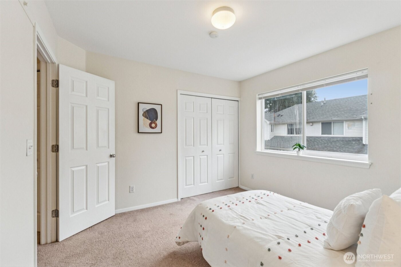 16219 Northup Way #C-201, Bellevue, WA 98008