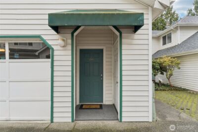 16219 Northup Way #C-201, Bellevue, WA 98008 - Photo 30