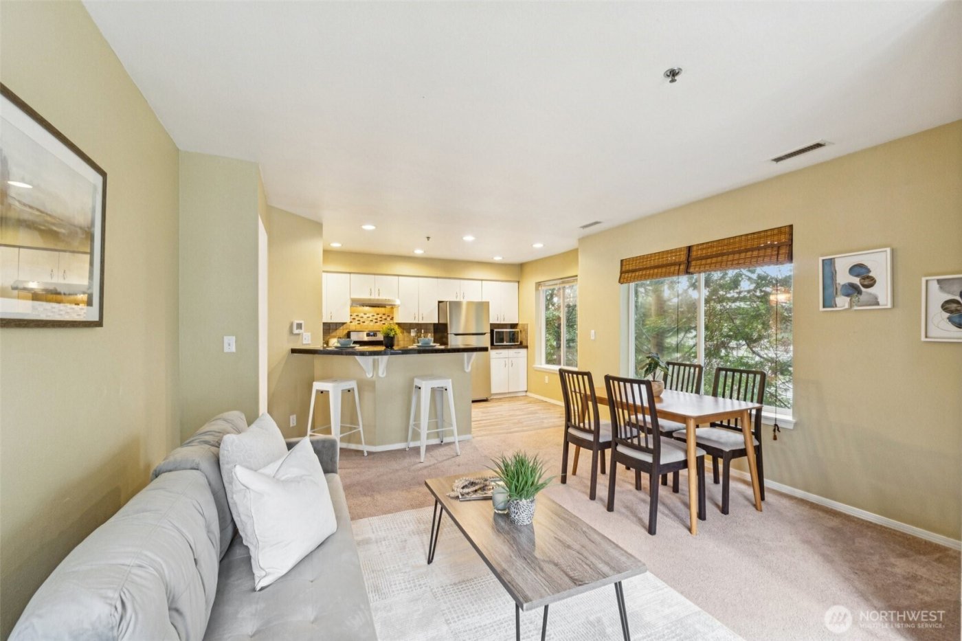 16219 Northup Way #C-201, Bellevue, WA 98008