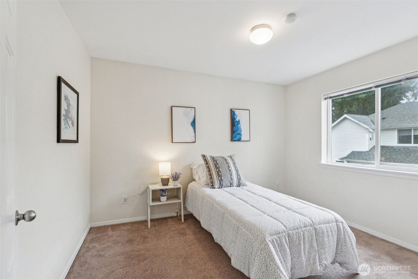 16219 Northup Way #C-201, Bellevue, WA 98008