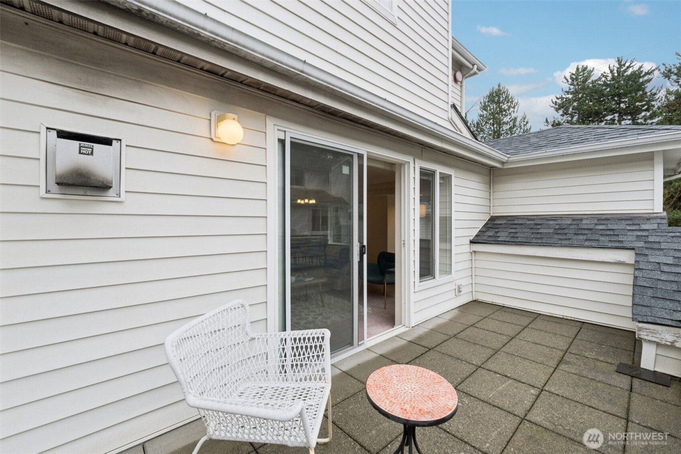 16219 Northup Way #C-201, Bellevue, WA 98008