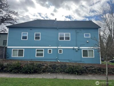 234 21st Avenue E, Seattle, WA 98112 - Photo 2