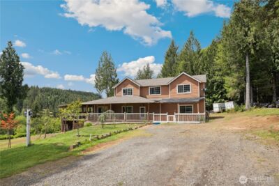 1407 Slide Creek Road , Longview, WA 98632-9300