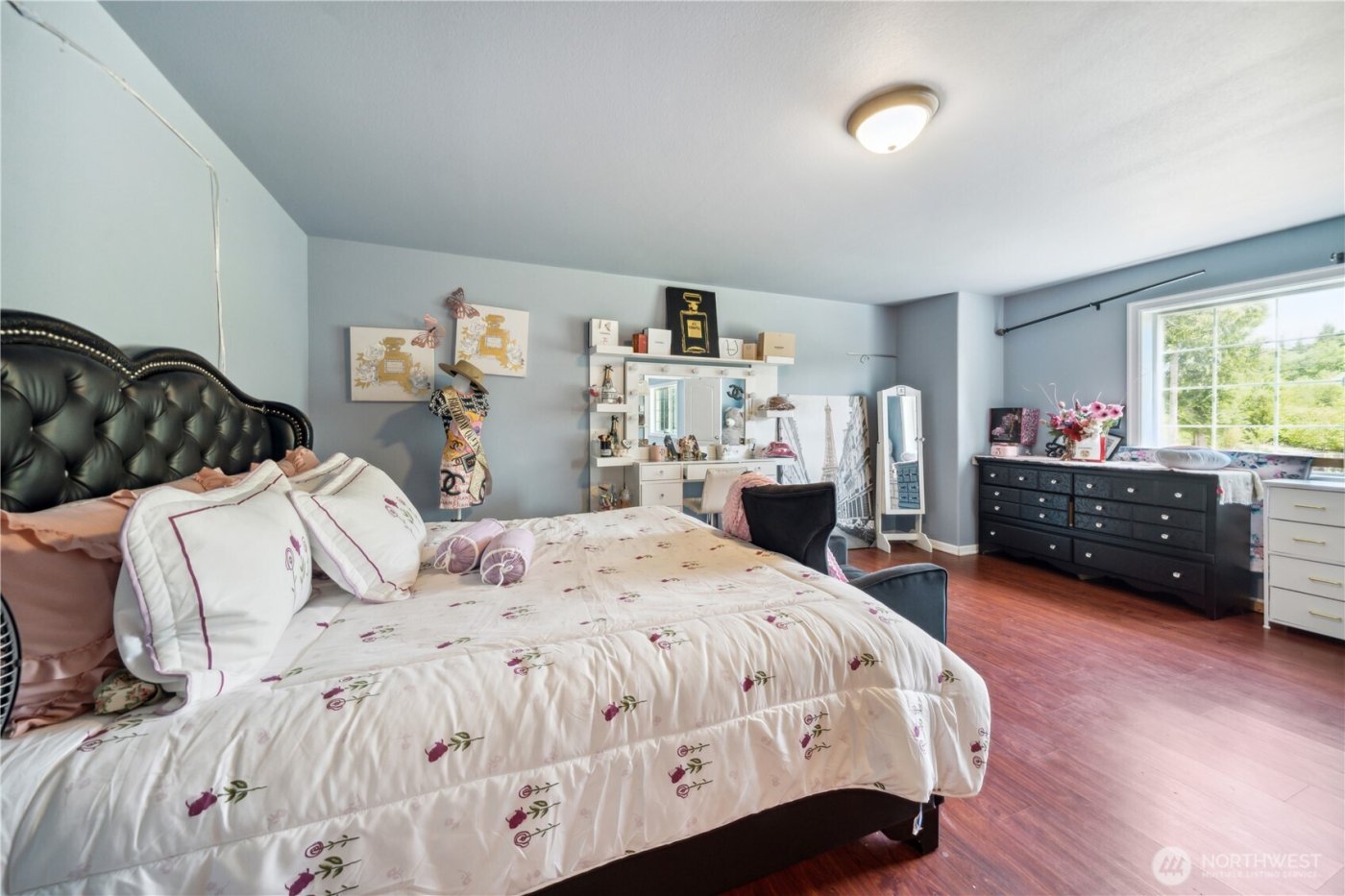 1407 Slide Creek Road , Longview, WA 98632-9300