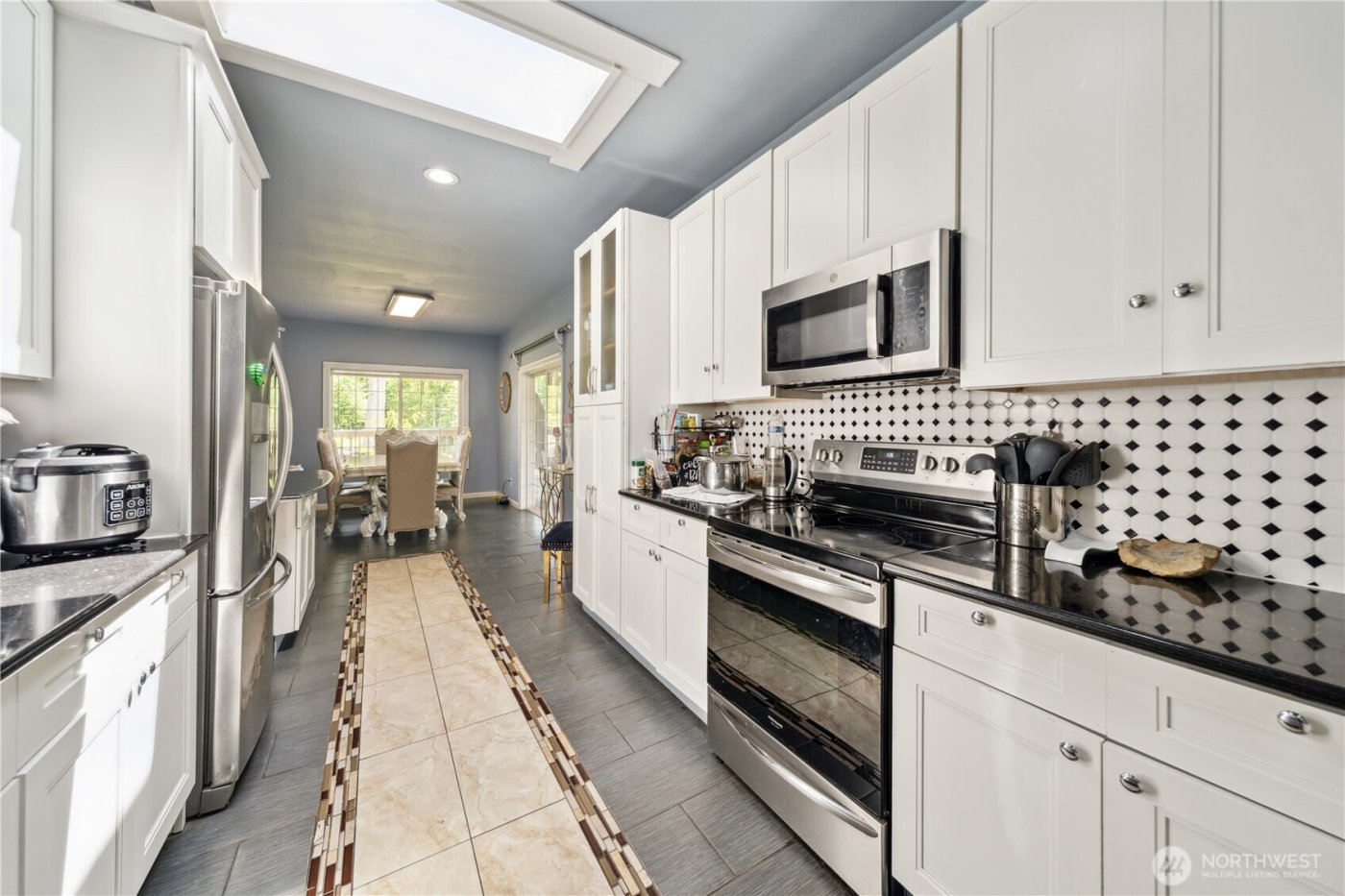 1407 Slide Creek Road , Longview, WA 98632-9300