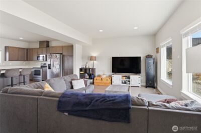 2247 S Mystical Loop , East Wenatchee, WA 98802 - Photo 2