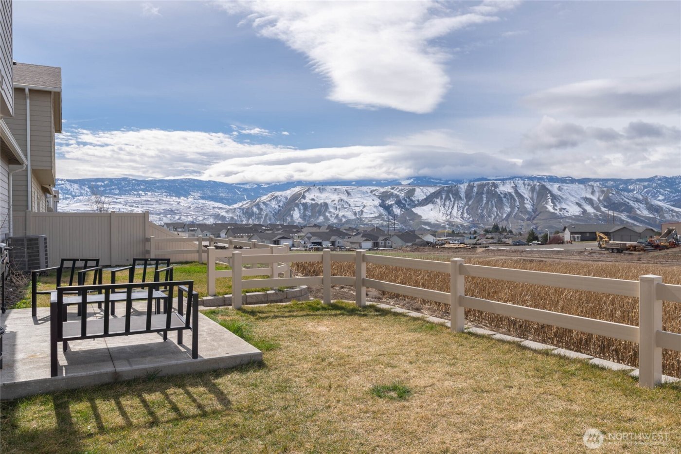 2247 S Mystical Loop , East Wenatchee, WA 98802