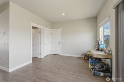 2247 S Mystical Loop , East Wenatchee, WA 98802 - Photo 8