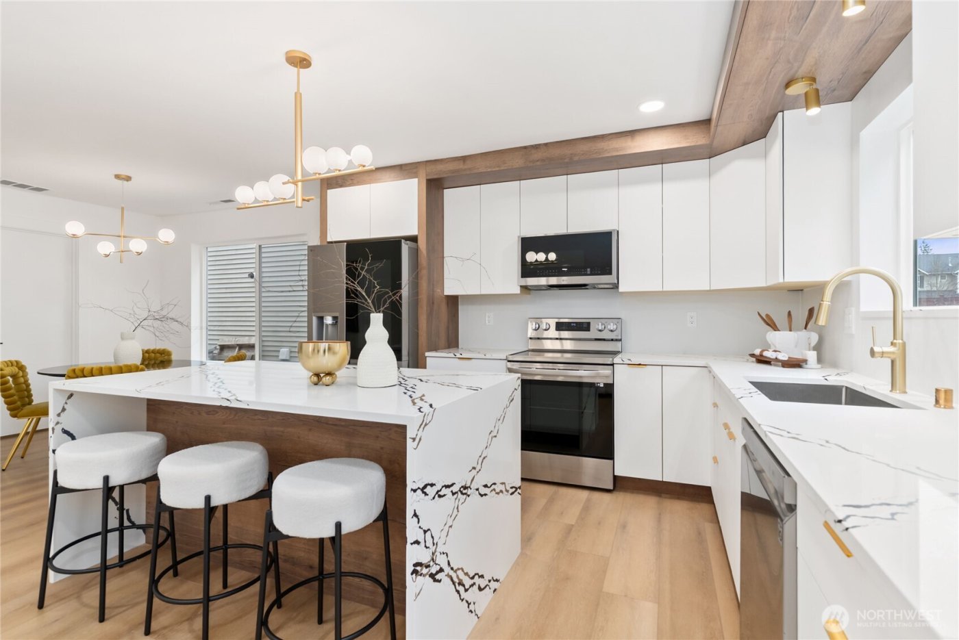 21647 SE 297th Street , Kent, WA 98042