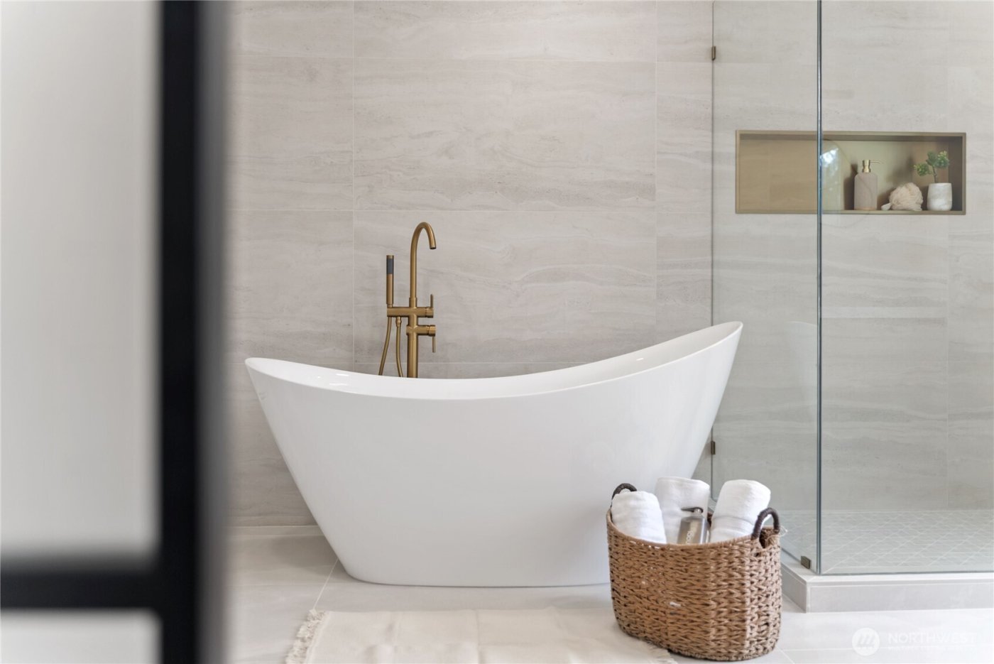 21647 SE 297th Street , Kent, WA 98042