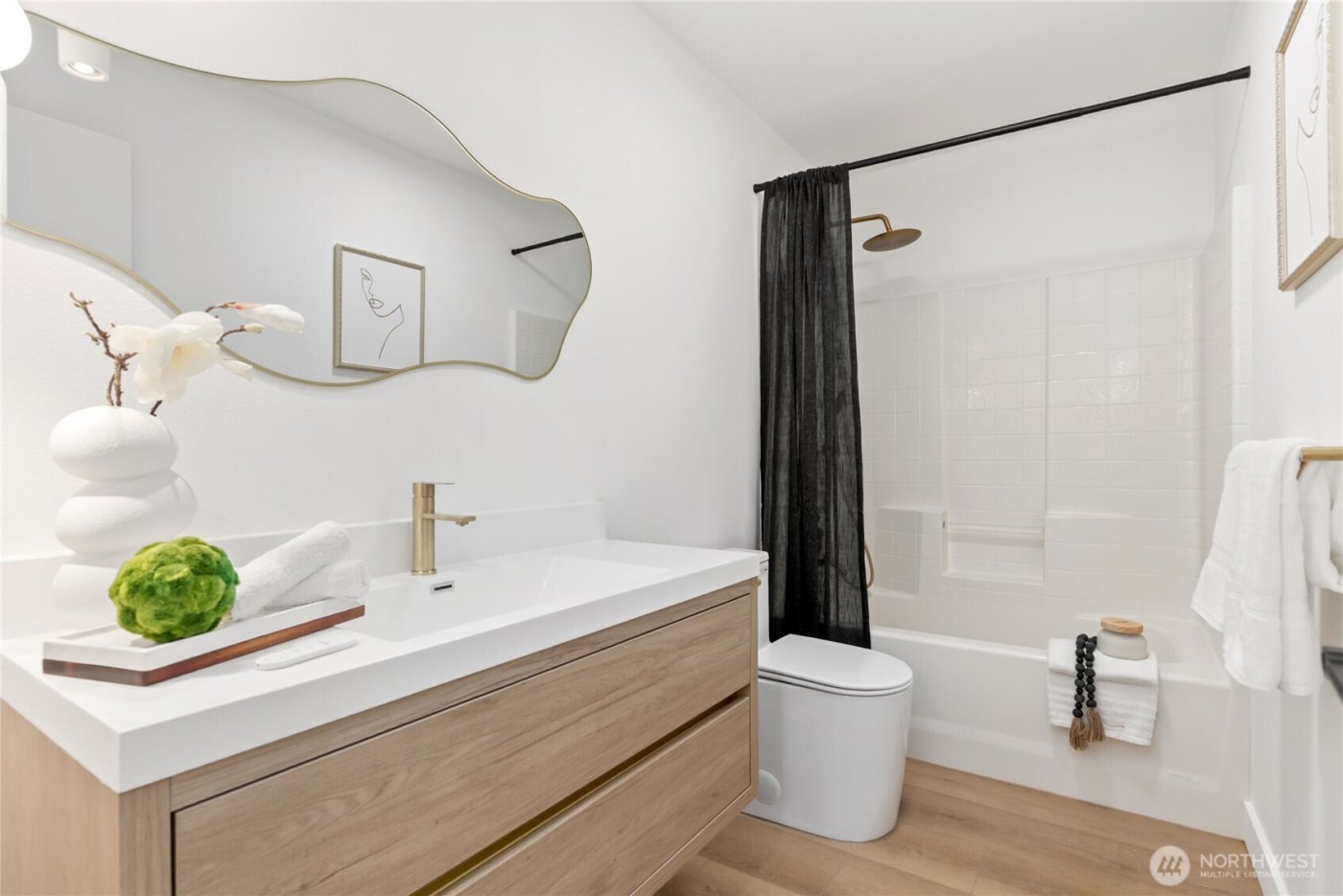 21647 SE 297th Street , Kent, WA 98042