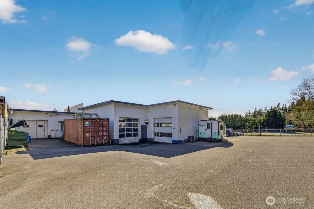 4829 196th Street SW, Lynnwood, WA 98036