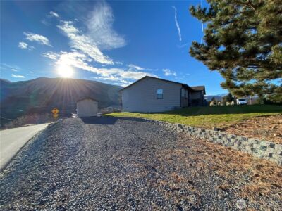 986 Highline Drive , East Wenatchee, WA 98802 - Photo 25